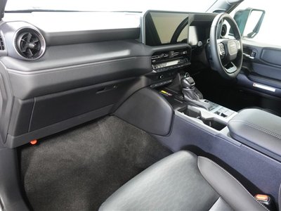 TOYOTA LAND CRUISER 250 - 10