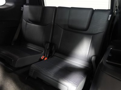 TOYOTA LAND CRUISER 250 - 8