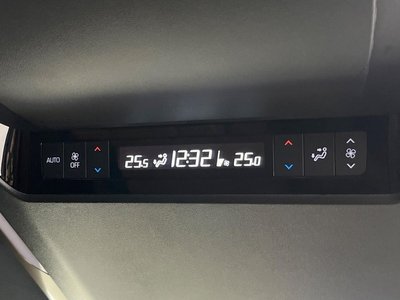 صورة مصغرة 47 لـ 2023 Toyota VELLFIRE