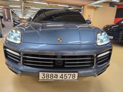 PORSCHE CAYENNE - 4