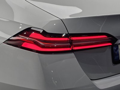2024 BMW 5 SERIES 照片 10