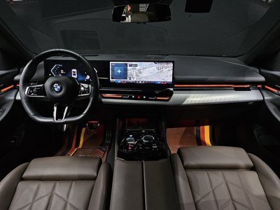2024 BMW 5 SERIES 照片 5