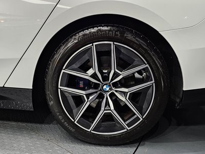 2024 BMW 5 SERIES 照片 8
