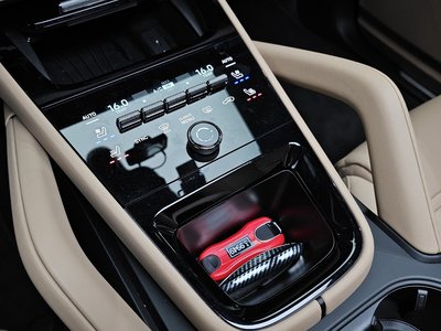 PORSCHE CAYENNE - 9