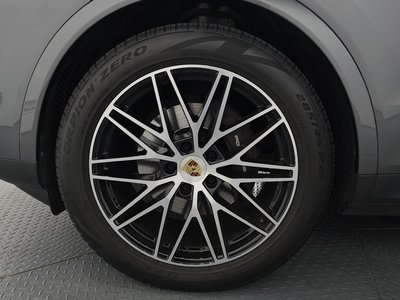PORSCHE CAYENNE - 6