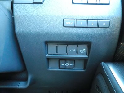 صورة مصغرة 24 لـ 2025 Lexus GX