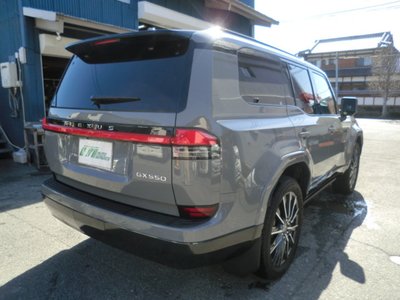 صورة 6 لـ 2025 Lexus GX