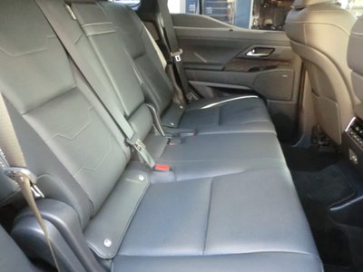 صورة 9 لـ 2025 Lexus GX