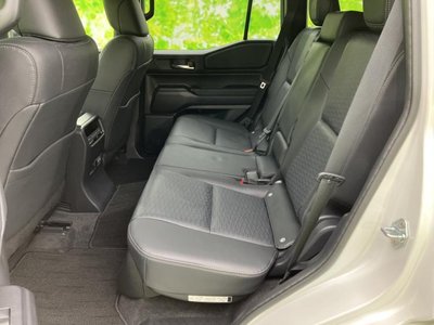 TOYOTA LAND CRUISER - 8