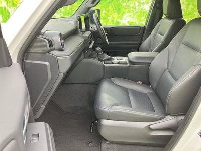 TOYOTA LAND CRUISER - 7