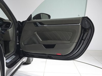 صورة مصغرة 34 لـ 2020 Porsche 911