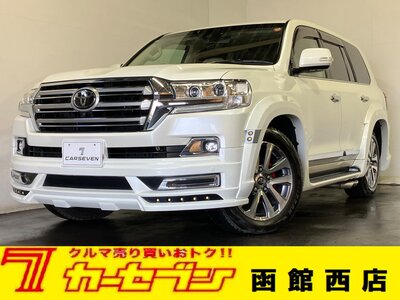 TOYOTA LAND CRUISER 200