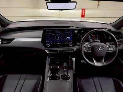 2023 Lexus RX — миниатюра 50