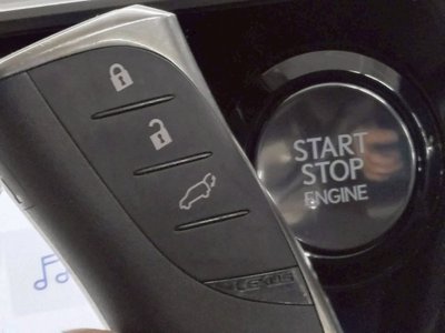 2023 Lexus RX — миниатюра 39