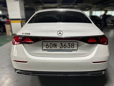 MERCEDES-BENZ E-CLASS - 3