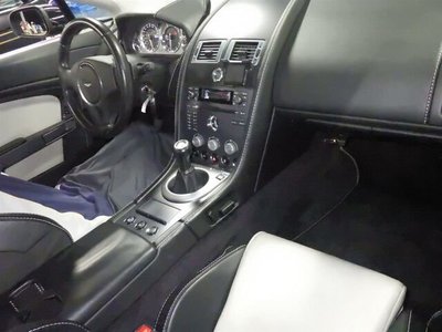 2006 Aston Martin V8 VANTAGE 照片 3