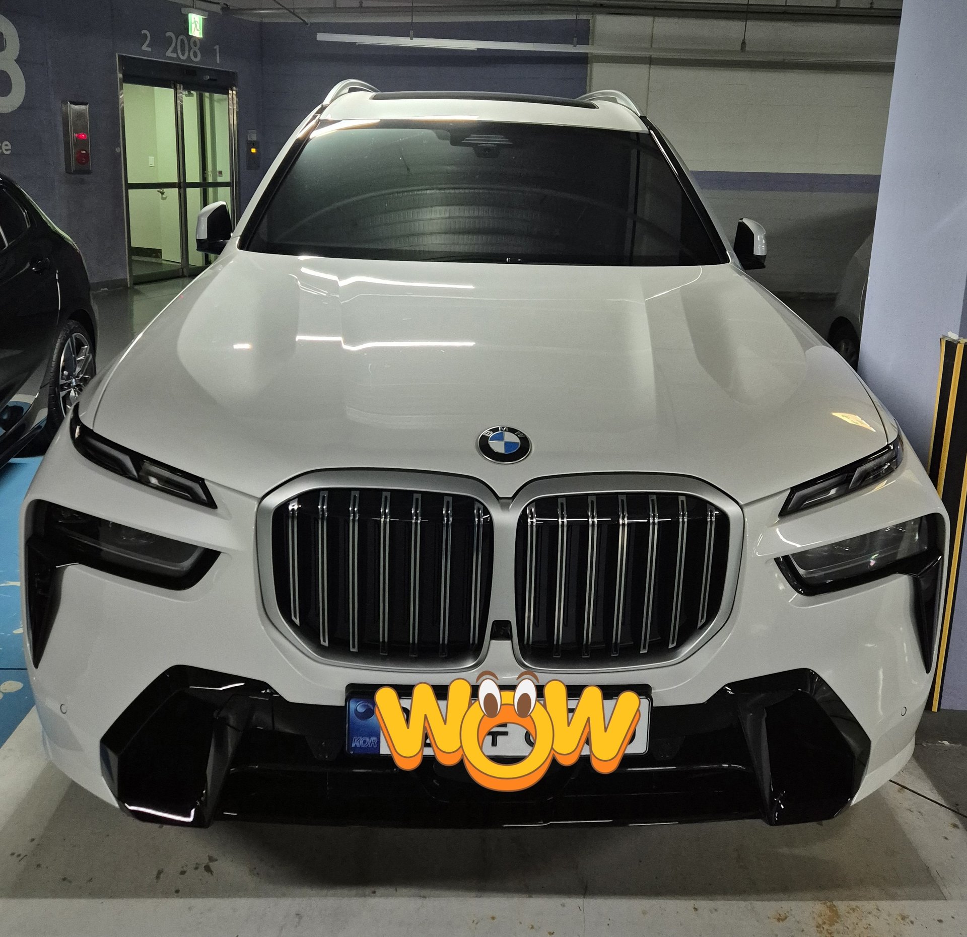 BMW X7 - View 1