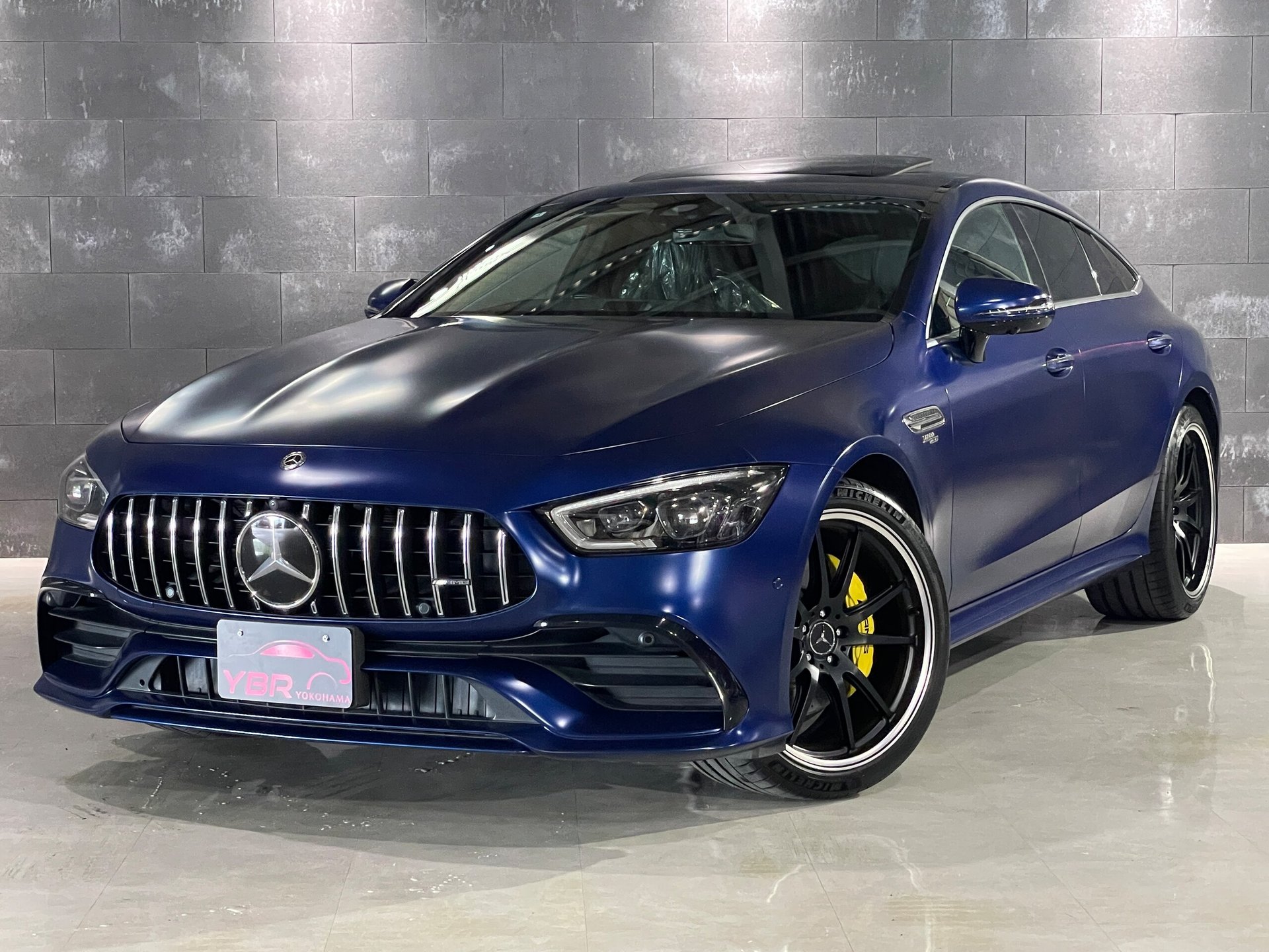 MERCEDES-BENZ GT 4-DOOR COUPE AMG - View 1