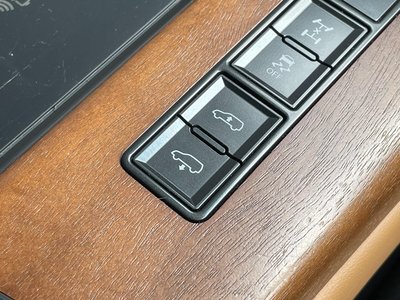 2022 Lexus LX — миниатюра 26