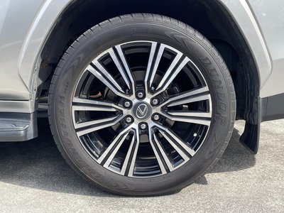 صورة 9 لـ 2022 Lexus LX