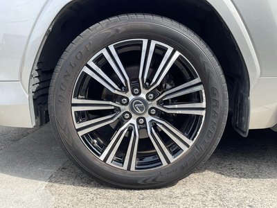 صورة 8 لـ 2022 Lexus LX
