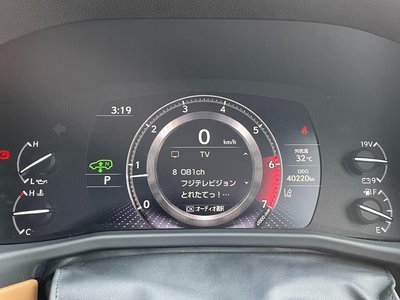 2022 Lexus LX — миниатюра 16