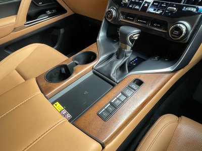 2022 Lexus LX — миниатюра 32