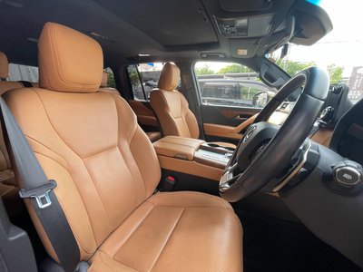2022 Lexus LX — миниатюра 36