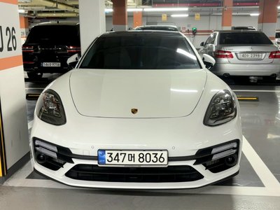 PORSCHE PANAMERA - 1