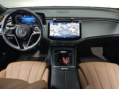 MERCEDES-BENZ E-CLASS - 5