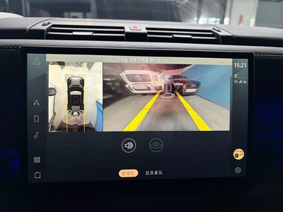 LAND ROVER DEFENDER - 8