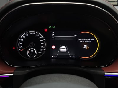 2022 Genesis GV70 photo 8