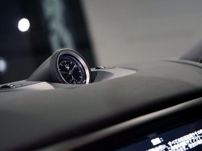 MASERATI LEVANTE - 5