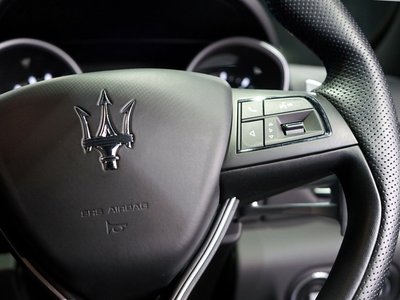 MASERATI LEVANTE - 6