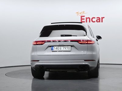 PORSCHE CAYENNE - 3