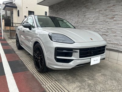PORSCHE CAYENNE - 1