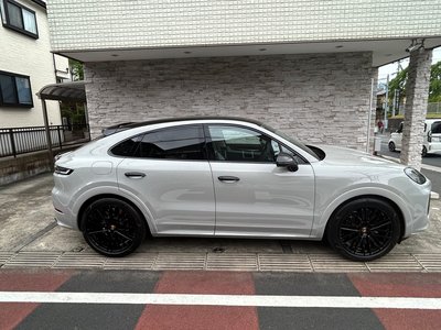 PORSCHE CAYENNE - 4