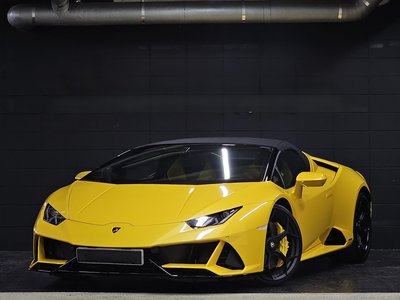 LAMBORGHINI HURACAN