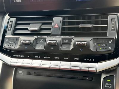 TOYOTA LAND CRUISER 300 - 4