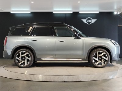 MINI COUNTRYMAN - 7