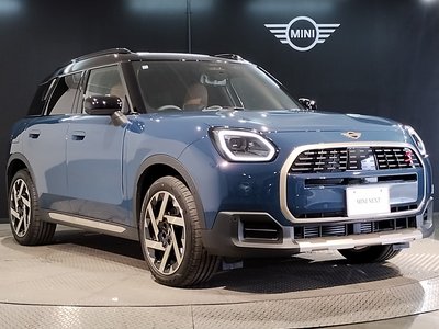 MINI MINI COUNTRYMAN - 6