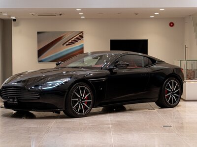 ASTON MARTIN DB11