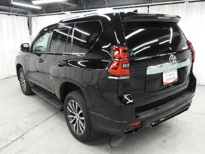 TOYOTA LAND CRUISER - 9