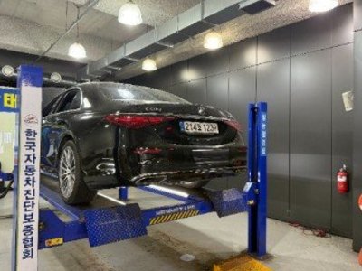 MERCEDES-BENZ S-CLASS - 2