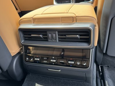 2026 Lexus LX 缩略图 50