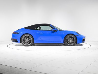 PORSCHE 911 - 4
