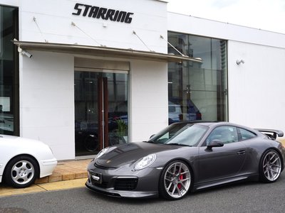 PORSCHE 911 - 4