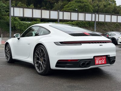 PORSCHE 911 - 4