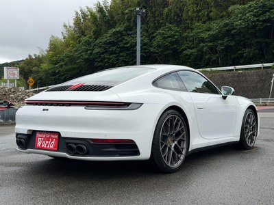 PORSCHE 911 - 6