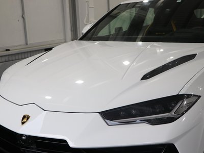 LAMBORGHINI URUS - 5